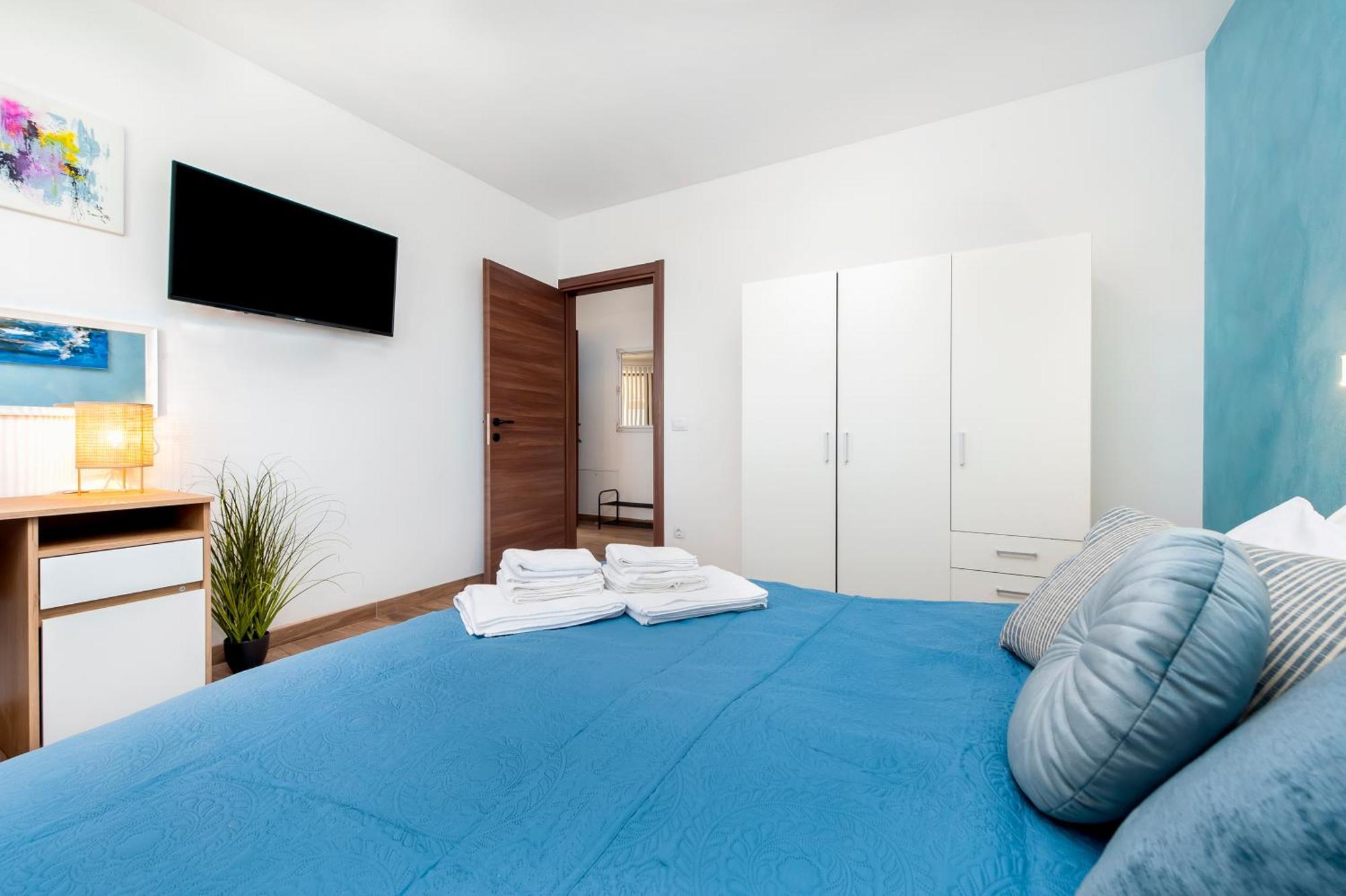 רוביני Apartman Lorena מראה חיצוני תמונה