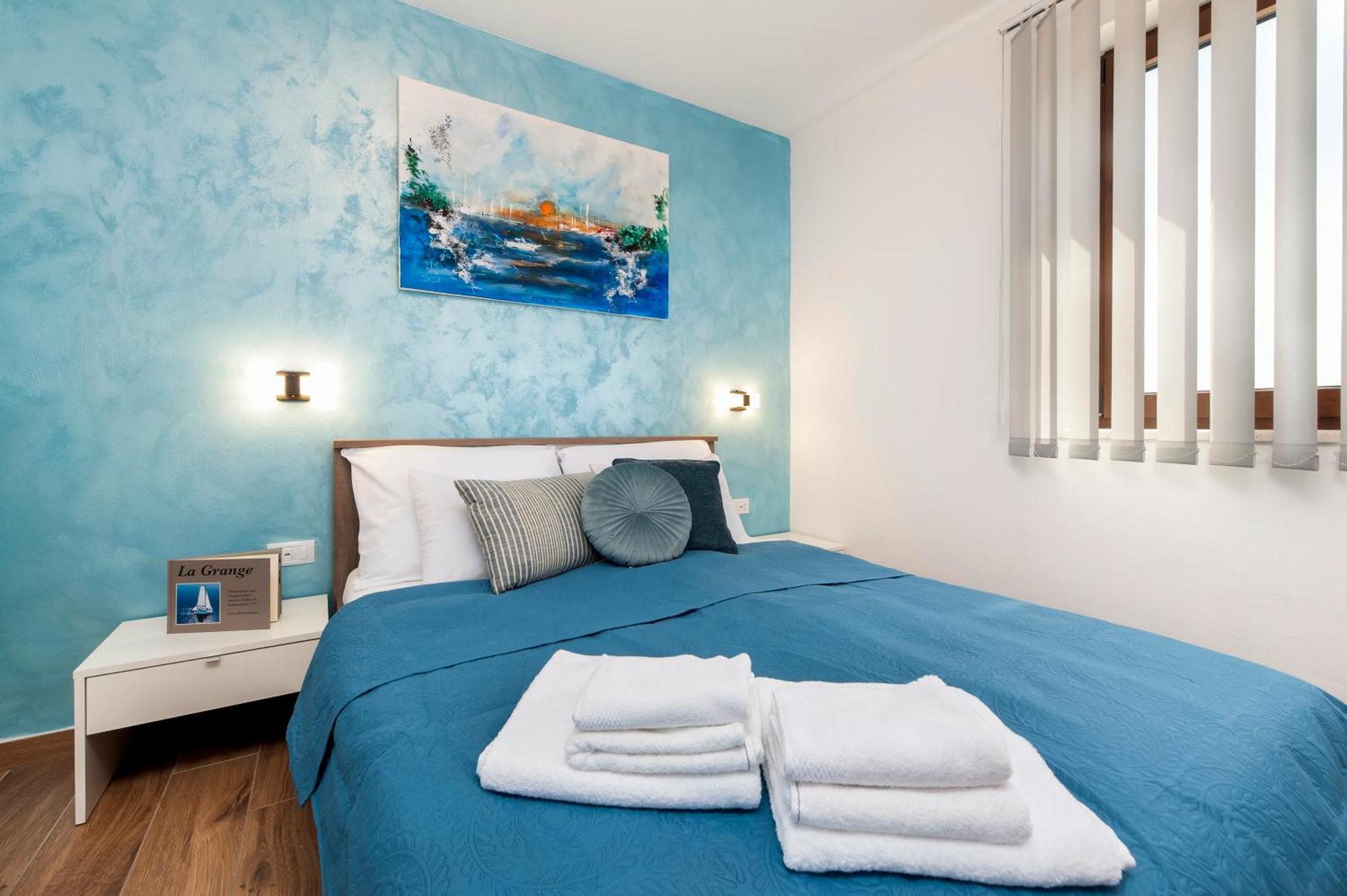 רוביני Apartman Lorena מראה חיצוני תמונה
